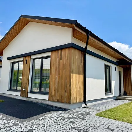בית נופש Sky House 5 *